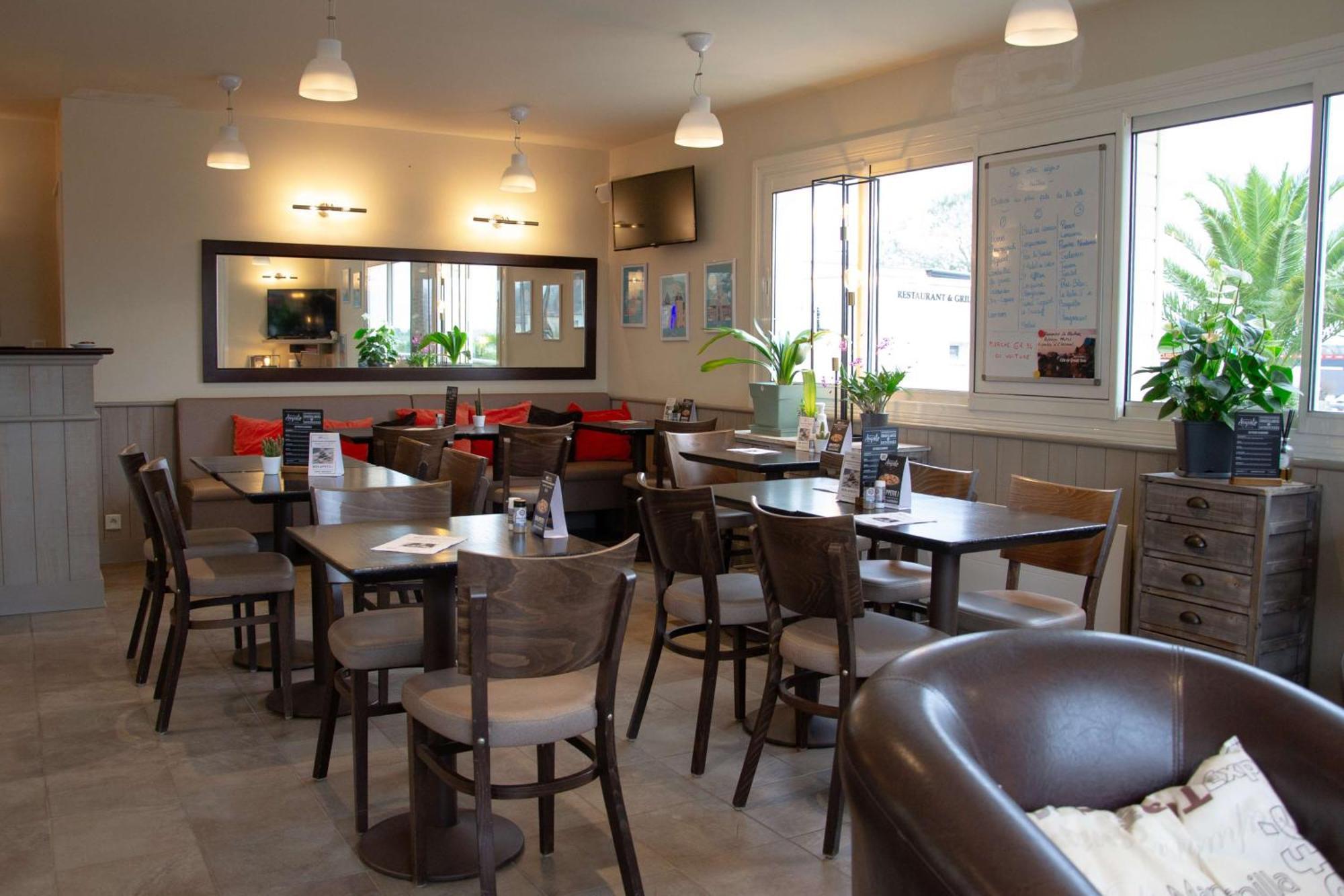 Brit Hotel Lannion-Perros Guirec エクステリア 写真