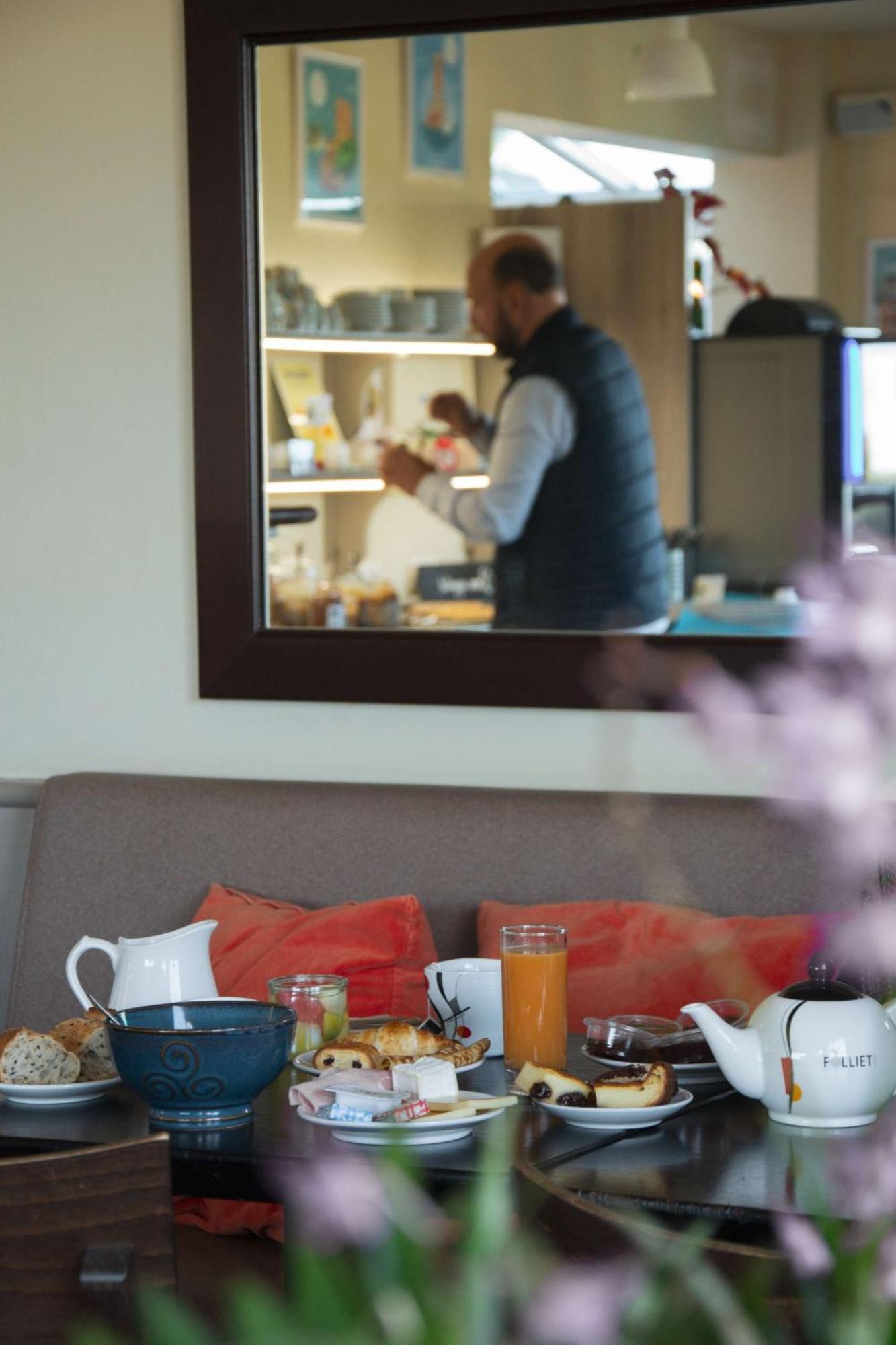 Brit Hotel Lannion-Perros Guirec エクステリア 写真