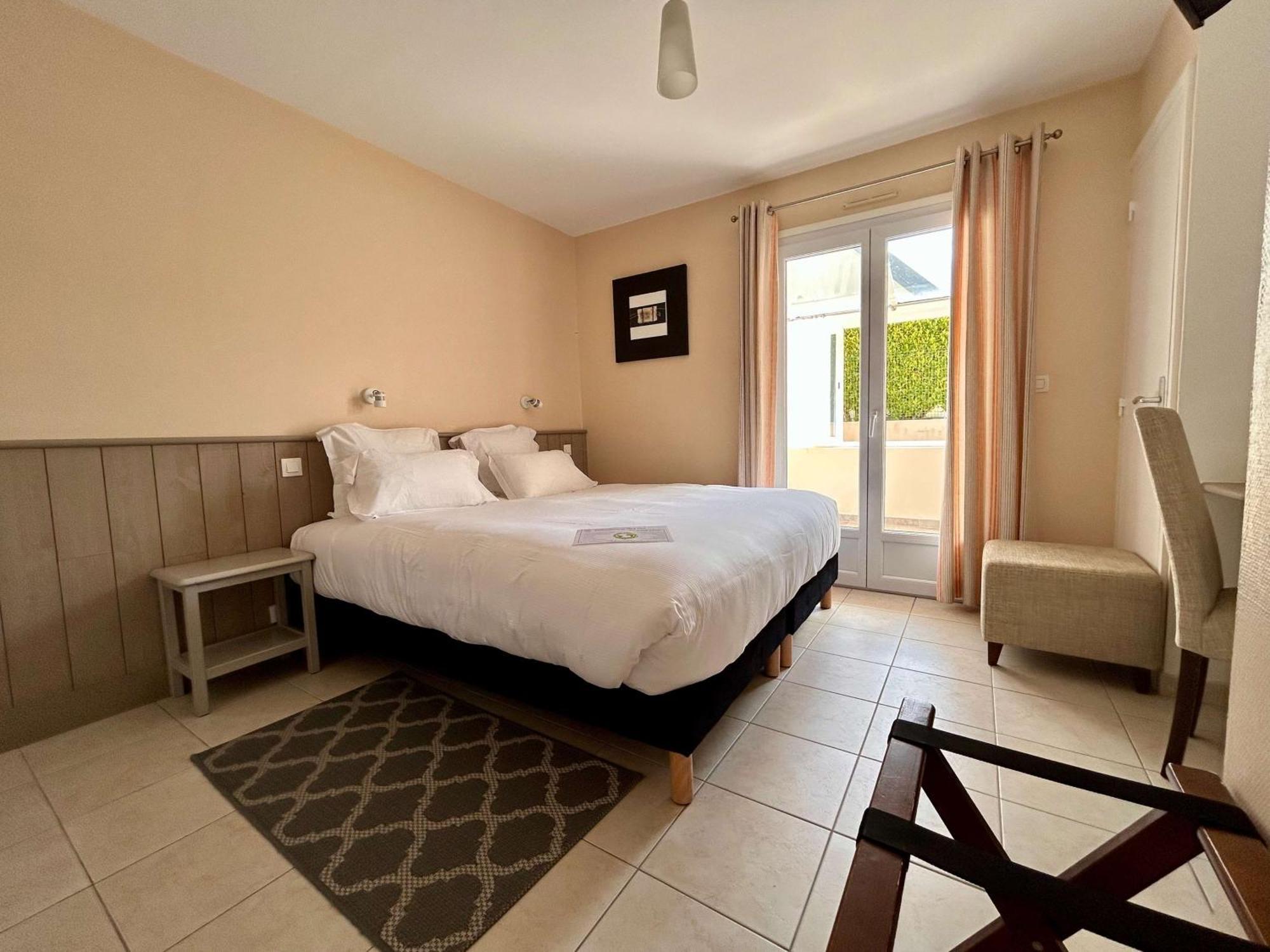 Brit Hotel Lannion-Perros Guirec エクステリア 写真