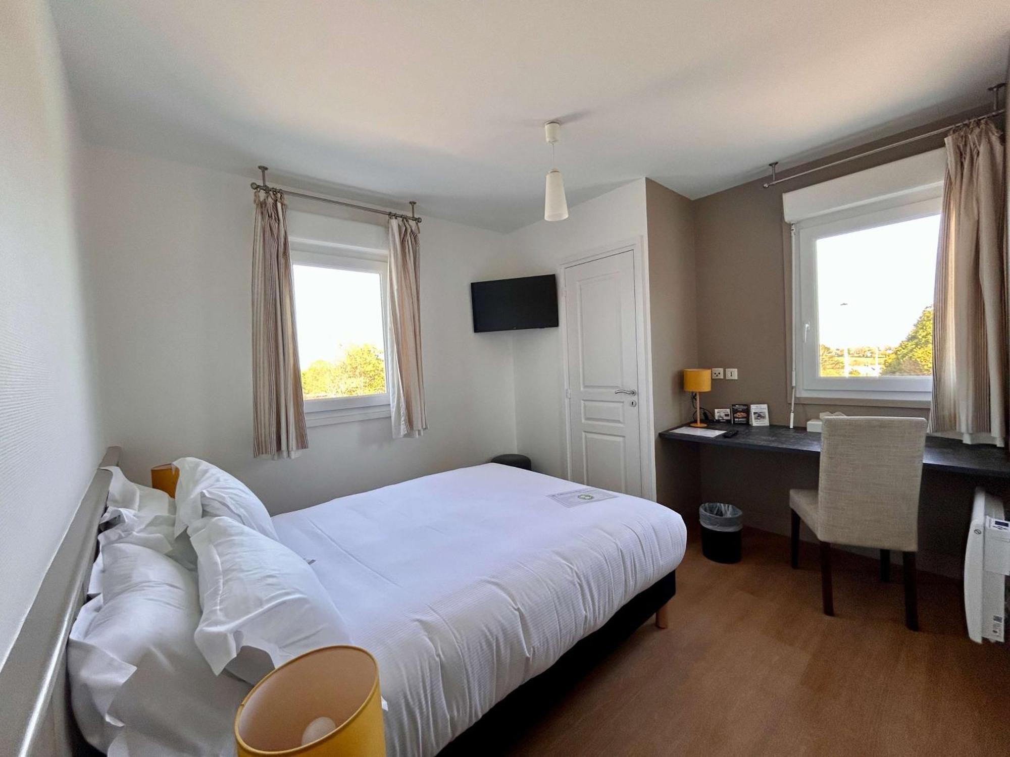 Brit Hotel Lannion-Perros Guirec エクステリア 写真