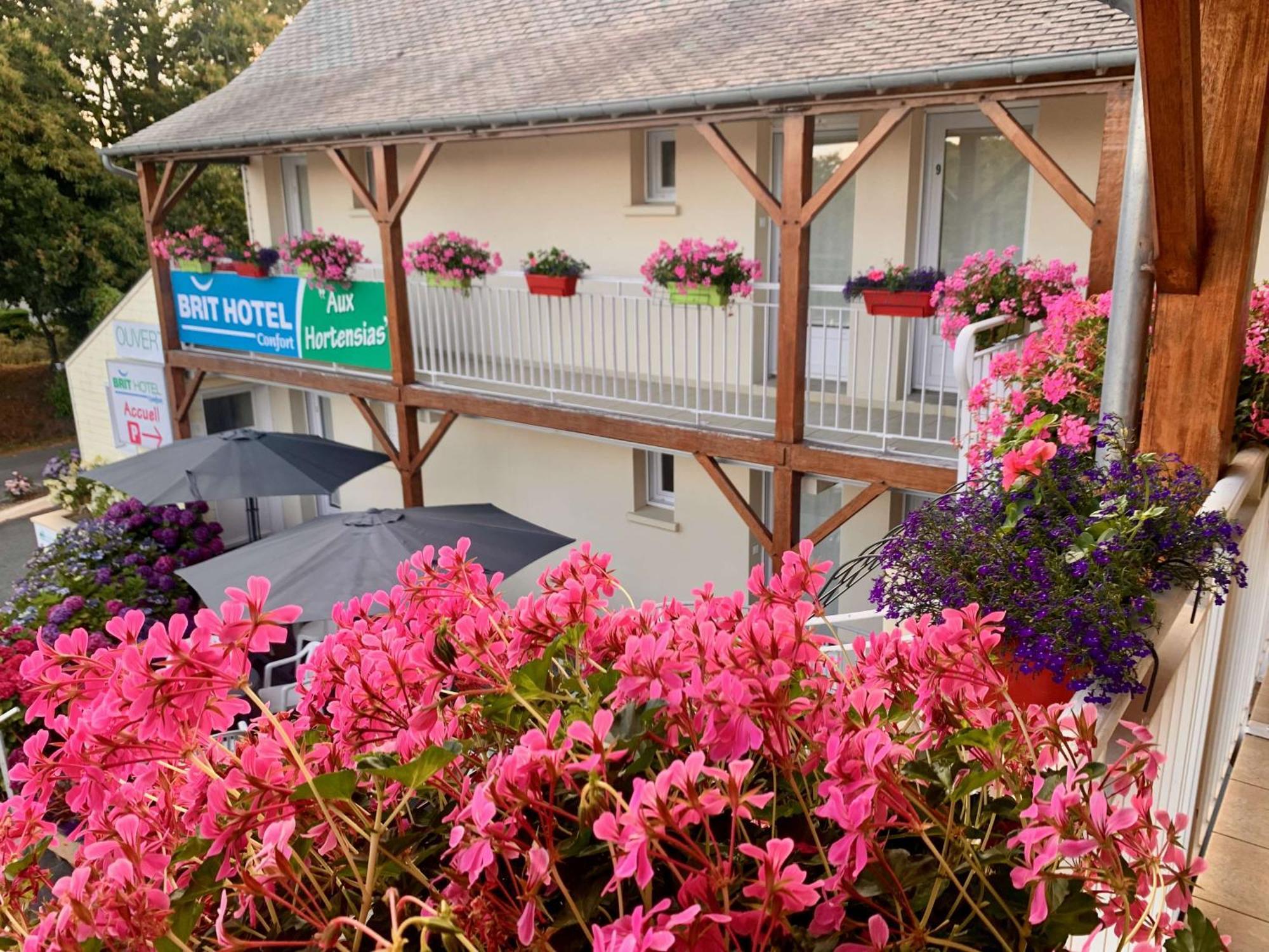 Brit Hotel Lannion-Perros Guirec エクステリア 写真