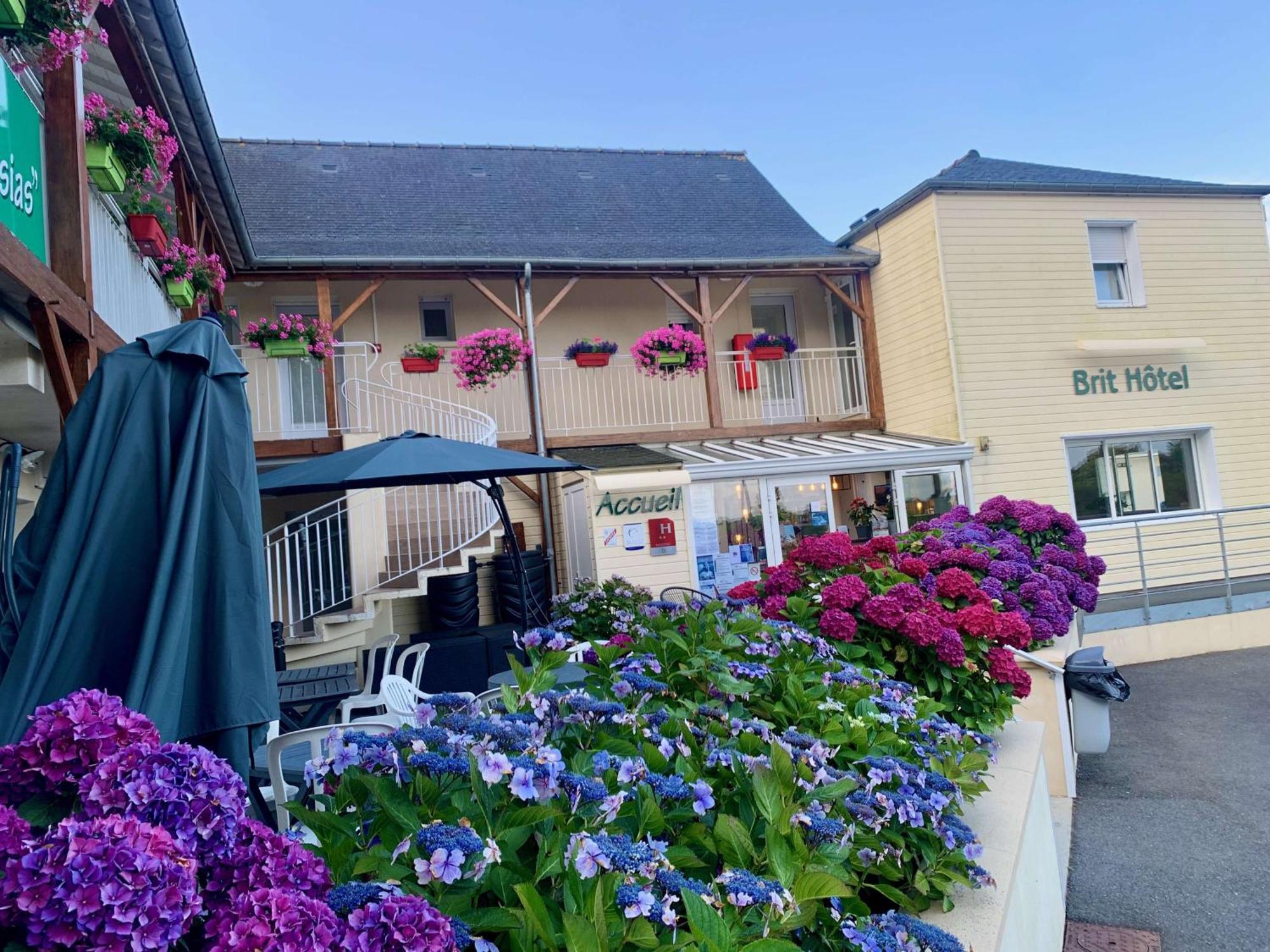 Brit Hotel Lannion-Perros Guirec エクステリア 写真