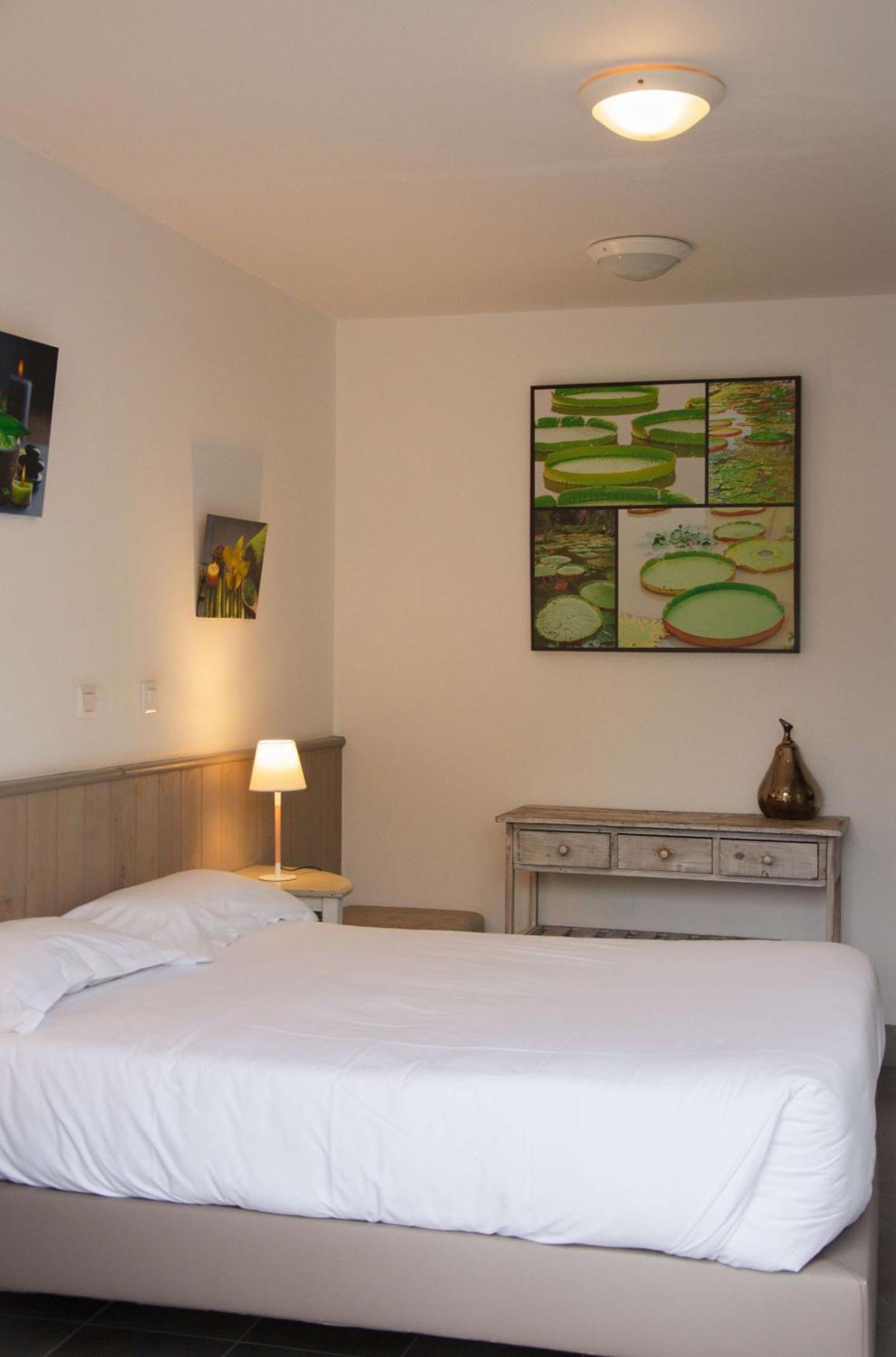 Brit Hotel Lannion-Perros Guirec エクステリア 写真