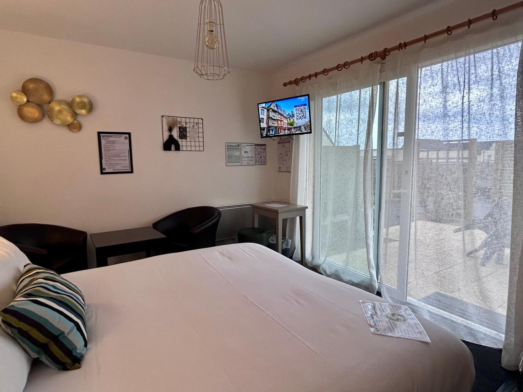 Brit Hotel Lannion-Perros Guirec エクステリア 写真