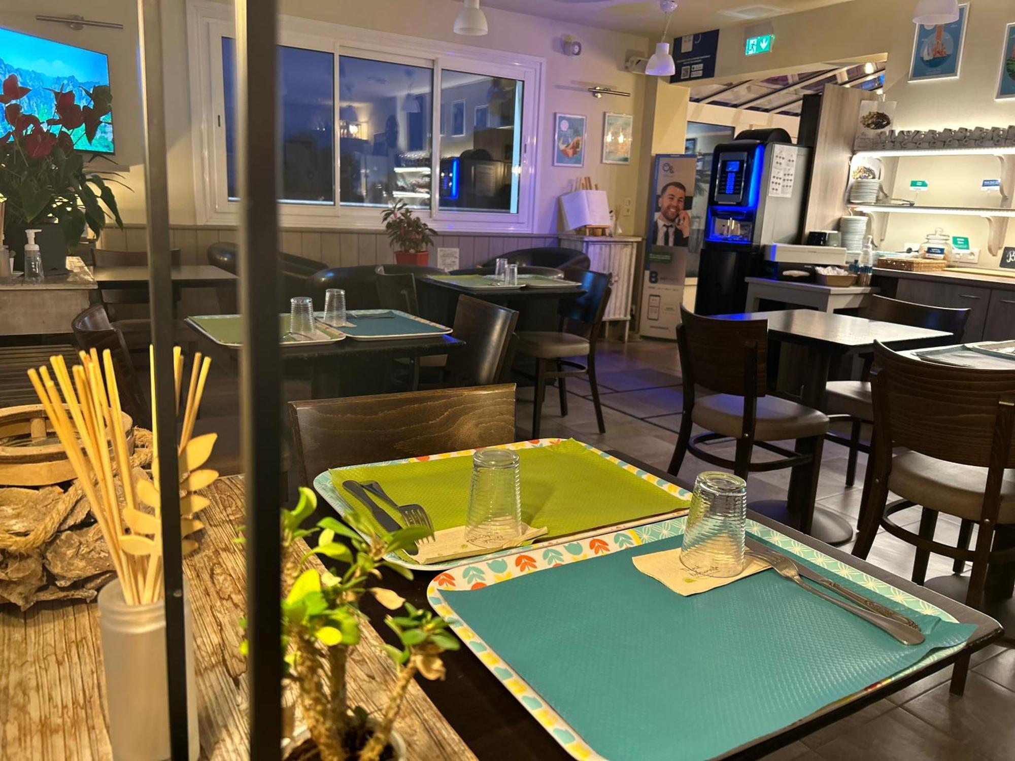 Brit Hotel Lannion-Perros Guirec エクステリア 写真